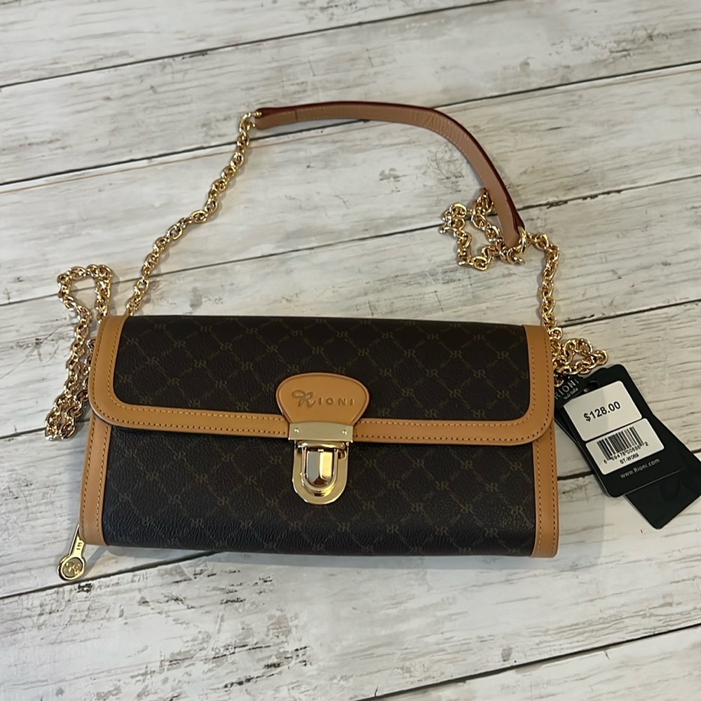 Rioni Laine Chained Clutch